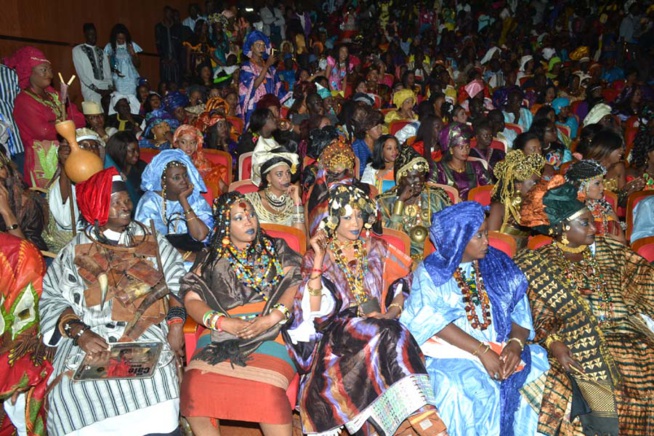 Cérémonie de clôture de la série "Un café Avec", Cheikh Yerim réussit encore le pari de la mobilisation. Regardez