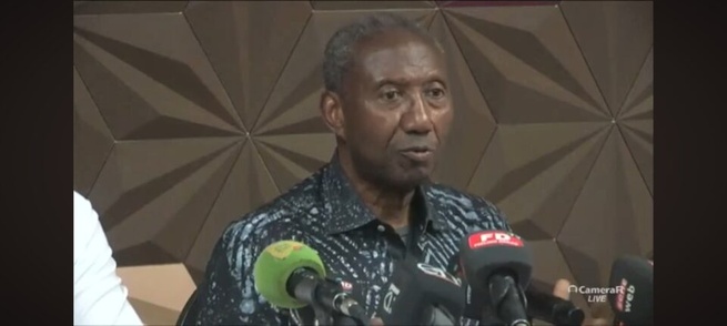 Les avocats de Farba Ngom face à la presse cet après-midi Les avocats de Farba Ngom face à la presse cet après-midi