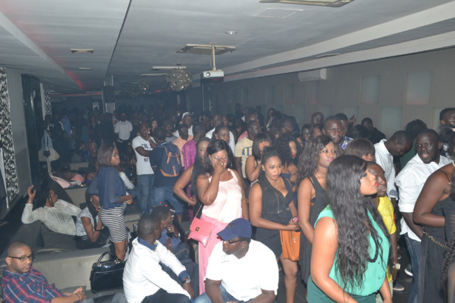 Pape Diouf explose comme d'habitude le Baramundi. Regardez Pape Diouf explose comme d'habitude le Baramundi. Regardez