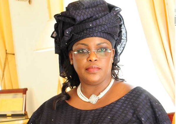 Présidentielle 2017 : Les amis de Marième Faye battent campagne pour Macky Sall Présidentielle 2017 : Les amis de Marième Faye battent campagne pour Macky Sall