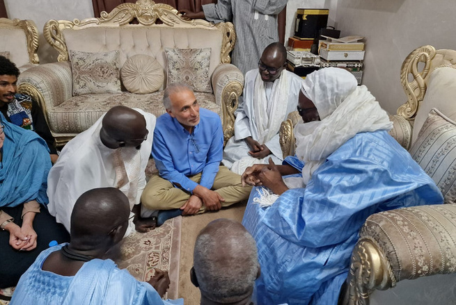 Tariq Ramadan au Sénégal : Sa rencontre avec Serigne Mountakha Mbacké, sa visite et face aux réactions Tariq Ramadan au Sénégal : Sa rencontre avec Serigne Mountakha Mbacké, sa visite et face aux réactions