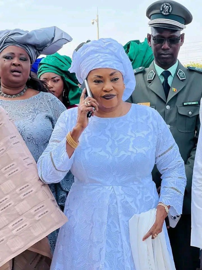 Haute Cour de Justice : L’ex ministre Ndèye Saly Diop Dieng, accusée de détournement de fonds publics, a versé plus de 57 millions FCfa à la CDC Haute Cour de Justice : L’ex ministre Ndèye Saly Diop Dieng, accusée de détournement de fonds publics, a versé plus de 57 millions FCfa à la CDC