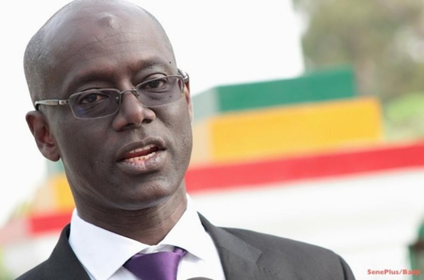 Refus de payer les factures d’électricité – Le ministre TAS flingue Khalifa Sall Refus de payer les factures d’électricité – Le ministre TAS flingue Khalifa Sall