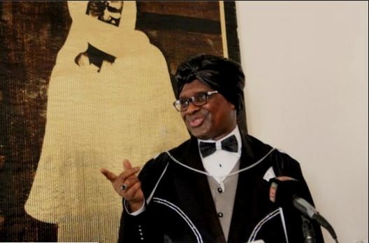 Serigne Modou Kara révèle: « Je connais le nom de celui qui a commandité la caricature et l’âge qu’il a. » Serigne Modou Kara révèle: « Je connais le nom de celui qui a commandité la caricature et l’âge qu’il a. »
