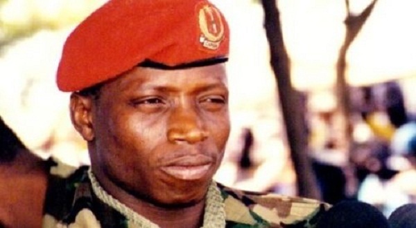 Gambie - Pour avoir revendiqué une baisse sur le prix du carburant : Jammeh dissout le syndicat des transporteurs Gambie - Pour avoir revendiqué une baisse sur le prix du carburant : Jammeh dissout le syndicat des transporteurs