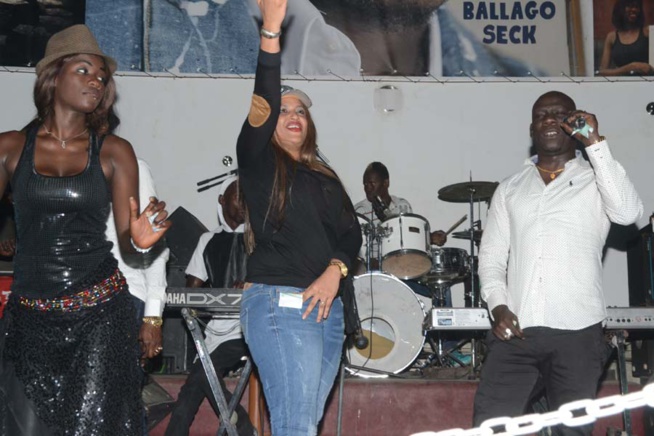 Revivez en ambiance le show de Keba Seck au Penc Mi. Revivez en ambiance le show de Keba Seck au Penc Mi.