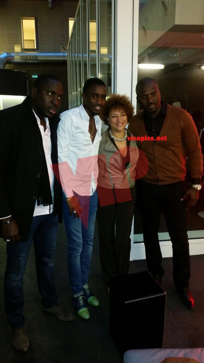 SUR LA ROUTE DE BERCY: Sen Art Vision et Vouzénou avec Waly à Paris. SUR LA ROUTE DE BERCY: Sen Art Vision et Vouzénou avec Waly à Paris.