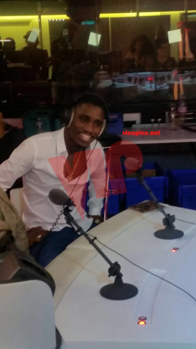 SUR LA ROUTE DE BERCY: Sen Art Vision et Vouzénou avec Waly à Paris. SUR LA ROUTE DE BERCY: Sen Art Vision et Vouzénou avec Waly à Paris.