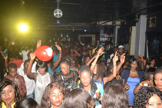 DAKAR WEEK: Pape Diouf met le feu au Bloowy ce vendredi et vous donne rendez-vous au Baramundi ce dimanche. DAKAR WEEK: Pape Diouf met le feu au Bloowy ce vendredi et vous donne rendez-vous au Baramundi ce dimanche.