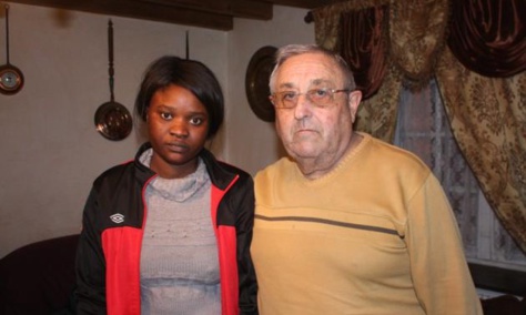 Pauline Diédhiou: "Pourquoi je me suis mariée avec un homme blanc et vieux !" Pauline Diédhiou: "Pourquoi je me suis mariée avec un homme blanc et vieux !"