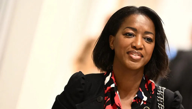 Affaire Greentech : Hapsatou Sy assignée en justice, une expertise réclamée sur de prétendues dépenses Affaire Greentech : Hapsatou Sy assignée en justice, une expertise réclamée sur de prétendues dépenses