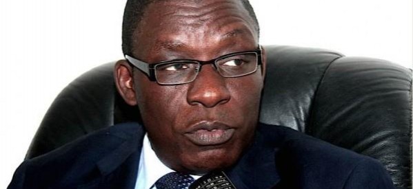 Farba Senghor: « Quand personne ne voulait de Macky Sall, c’est moi qui l’ai présenté à Me Wade … » Farba Senghor: « Quand personne ne voulait de Macky Sall, c’est moi qui l’ai présenté à Me Wade … »