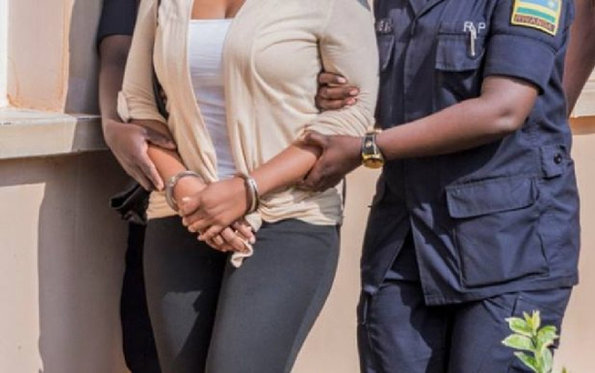 Pour se venger de son amant : Une fille envoie une vidéo obscène de son « petit ami » de 68 ans, à ses enfants et à sa femme Pour se venger de son amant : Une fille envoie une vidéo obscène de son « petit ami » de 68 ans, à ses enfants et à sa femme