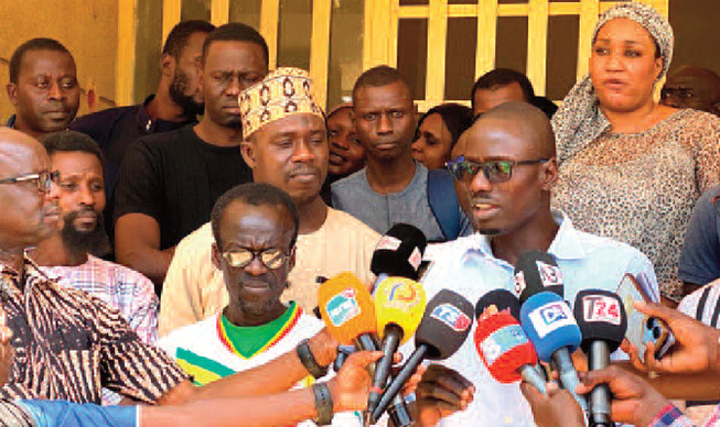 Fuites des épreuves au lycée Malick Sy de Thiès : Les enseignants tirent la sonnette d’alarme Fuites des épreuves au lycée Malick Sy de Thiès : Les enseignants tirent la sonnette d’alarme