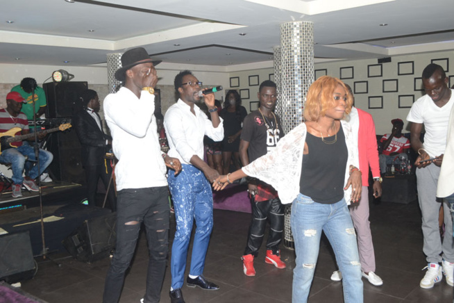 Le golden Boy Sidy Samb marque ses empreintes au Pentola tous les mercredi. Le golden Boy Sidy Samb marque ses empreintes au Pentola tous les mercredi.