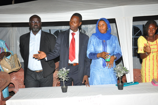 La population de Velingara féte la St Valentin avec le leader de la génération consciente Pape Diouf. Regarde La population de Velingara féte la St Valentin avec le leader de la génération consciente Pape Diouf. Regarde