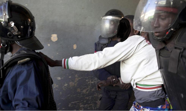 Meurtre de Modou Mbacké Ndiaye : Un sixième suspect arrêté à Sicap Mbao Meurtre de Modou Mbacké Ndiaye : Un sixième suspect arrêté à Sicap Mbao