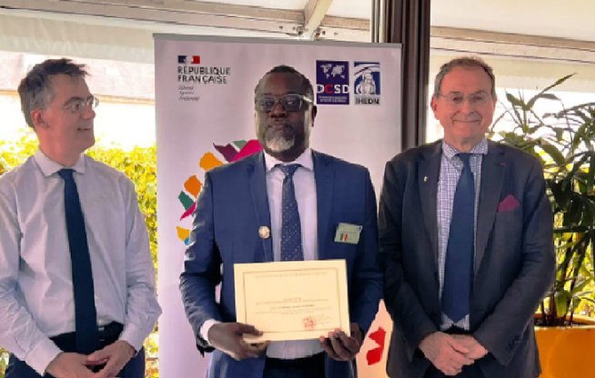 Mamadou Mouth Bane certifié par l’IHEDN à Paris : Une reconnaissance de l’expertise sénégalaise en sécurité