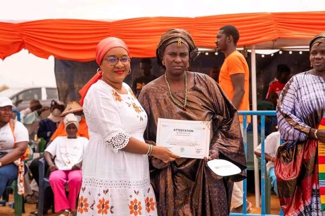 À Ando, la Fondation Sonatel et l’Association Simple Action Citoyenne unissent leurs forces pour transformer le quotidien de milliers de personnes À Ando, la Fondation Sonatel et l’Association Simple Action Citoyenne unissent leurs forces pour transformer le quotidien de milliers de personnes