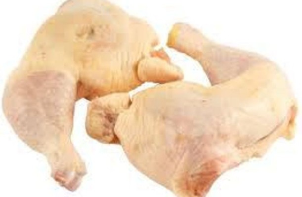 Diamniadio : La douane saisit 1.7 tonnes cuisses de poulets Diamniadio : La douane saisit 1.7 tonnes cuisses de poulets