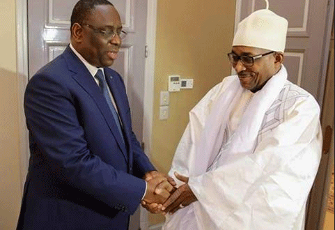 Fin de brouille : Macky Sall reçoit Serigne Abdou Fatah Falilou au Palais Fin de brouille : Macky Sall reçoit Serigne Abdou Fatah Falilou au Palais