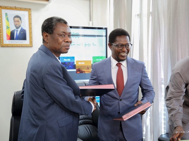 Transformation numérique : Signature d’une convention de partenariat entre l’Unchk et l’Artp Transformation numérique : Signature d’une convention de partenariat entre l’Unchk et l’Artp