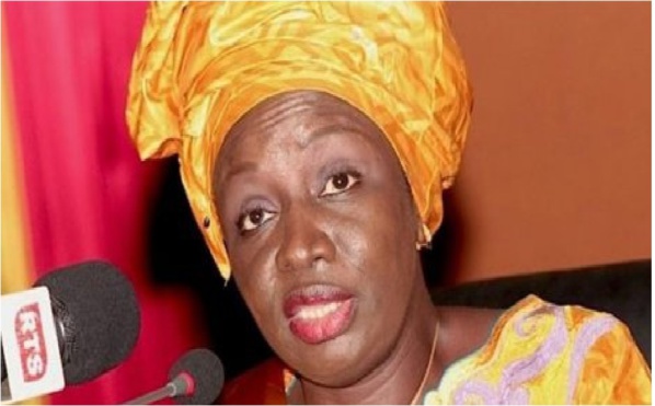 Aminata Touré dit ses quatre vérités : "Macky n'a pas de leçons à recevoir d'Idy" Aminata Touré dit ses quatre vérités : "Macky n'a pas de leçons à recevoir d'Idy"