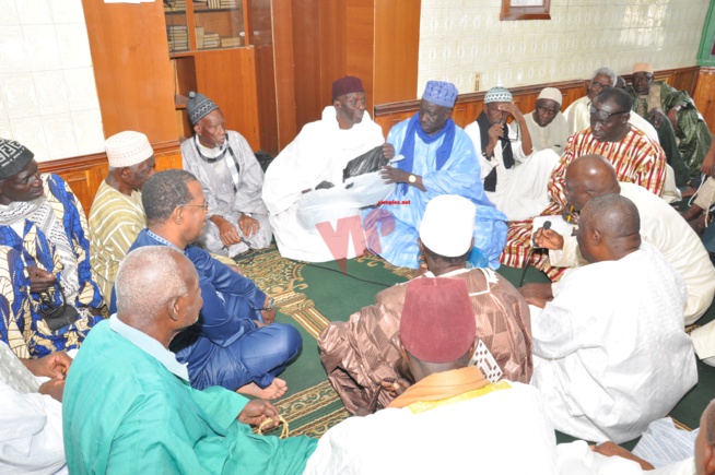 L'animatrice deWalf Tv, Sister Thiaba s'est pendue la cordre au cou de Mr Alioune Badara Ndiaye. Regardez L'animatrice deWalf Tv, Sister Thiaba s'est pendue la cordre au cou de Mr Alioune Badara Ndiaye. Regardez