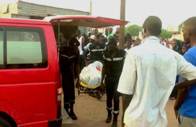 Drame à Sindia : Un jeune motocycliste mortellement poignardé, une enquête est en cours Drame à Sindia : Un jeune motocycliste mortellement poignardé, une enquête est en cours