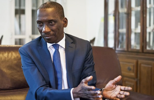 « De la juste solution des contradictions au sein du peuple » Unité et cohésion Par Mamadou Diop Decroix* « De la juste solution des contradictions au sein du peuple » Unité et cohésion Par Mamadou Diop Decroix*