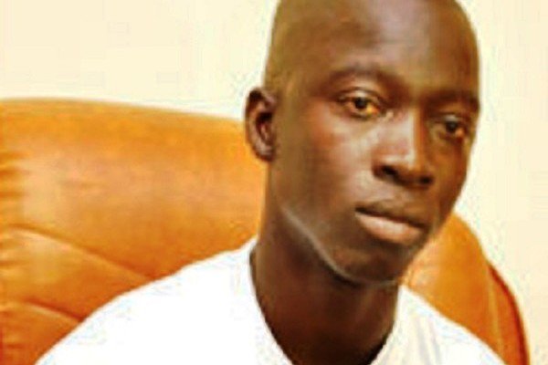 Aar sa reew lancé : Serigne Bamba Faye et Cie se dressent devant Y en a marre Aar sa reew lancé : Serigne Bamba Faye et Cie se dressent devant Y en a marre