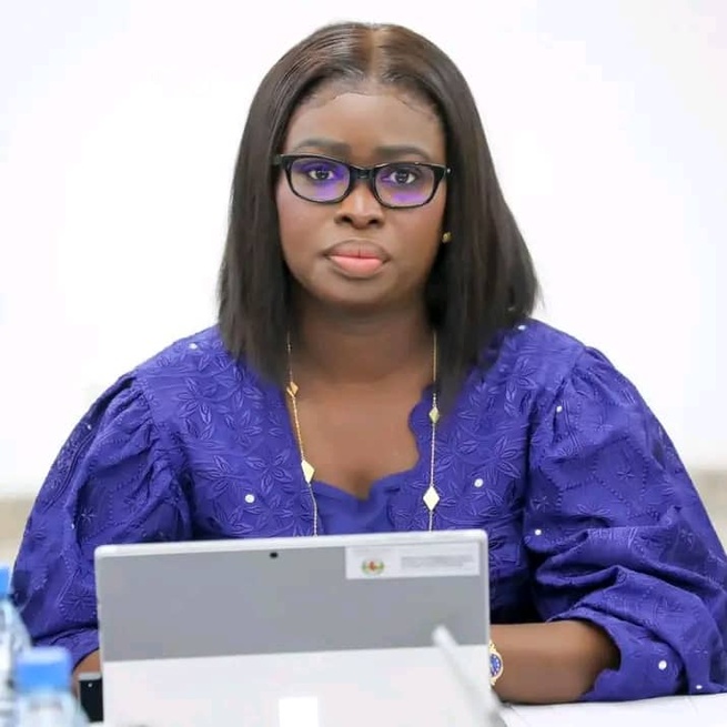 L’honorable députée Thérèse Faye Diouf élue présidente de la Commission des affaires monétaires et financières du Parlement panafricain. L’honorable députée Thérèse Faye Diouf élue présidente de la Commission des affaires monétaires et financières du Parlement panafricain.