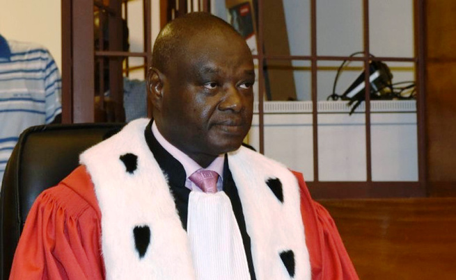 Le Procureur général Mbacké Fall met en garde les nouveaux juges : « Vous n’êtes pas au-dessus des lois, malgré vos prérogatives » Le Procureur général Mbacké Fall met en garde les nouveaux juges : « Vous n’êtes pas au-dessus des lois, malgré vos prérogatives »