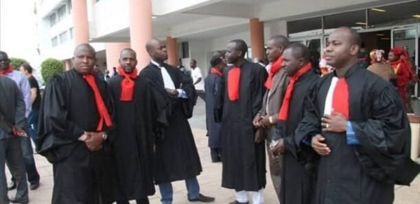 Justice : L’Entente SYTJUST-UNTJ décrète une grève de 72 heures, les 28, 29 et 30 juillet 2025, pour le respect des accords conclus en 2018 Justice : L’Entente SYTJUST-UNTJ décrète une grève de 72 heures, les 28, 29 et 30 juillet 2025, pour le respect des accords conclus en 2018
