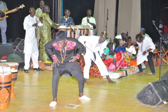 Grande nuit des "laobés": Pape Diouf honoré, le grand théâtre affiche son plein.