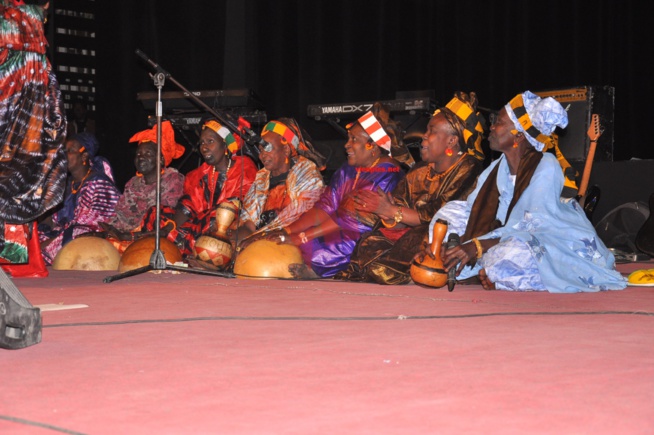 ANNIVERSAIRE: Le chanteur Demba Guissé sur les traces de Baba Maal signe son baptême de feu à Sorano ANNIVERSAIRE: Le chanteur Demba Guissé sur les traces de Baba Maal signe son baptême de feu à Sorano