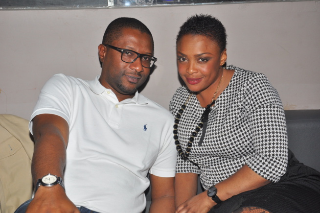 Après le grand succès de la nuit des "laobés" au grand théâtre, le Pape de la musique Sénégalaise explose le Bloowy.Regardez Après le grand succès de la nuit des "laobés" au grand théâtre, le Pape de la musique Sénégalaise explose le Bloowy.Regardez