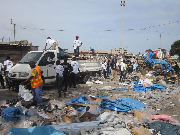 Dernière minute-Niarry Tally : Chaude opération de déguerpissement des occupants du site situé en face du terrain Dernière minute-Niarry Tally : Chaude opération de déguerpissement des occupants du site situé en face du terrain