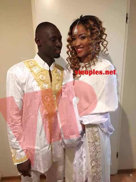 Exclusivité: Saliou Cissé de l'équipe nationale du Sénégal s'est pendu aujourd'hui à Valence. Exclusivité: Saliou Cissé de l'équipe nationale du Sénégal s'est pendu aujourd'hui à Valence.