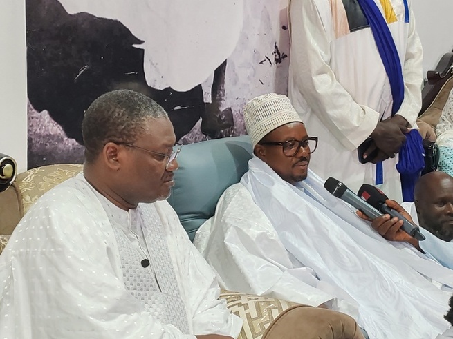 La Sénélec rassure Touba : Papa Toby Gaye présente le dispositif énergétique au Khalife général des Mourides La Sénélec rassure Touba : Papa Toby Gaye présente le dispositif énergétique au Khalife général des Mourides