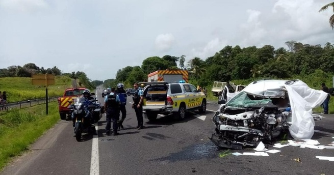 Accident sur la RN1 : 04 morts et 19 blessés dans un violent accident, ce samedi Accident sur la RN1 : 04 morts et 19 blessés dans un violent accident, ce samedi