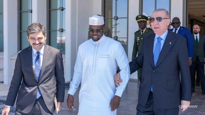Diplomatie : Ousmane Sonko quitte la Türkiye après une visite marquée par des accords majeurs -Images