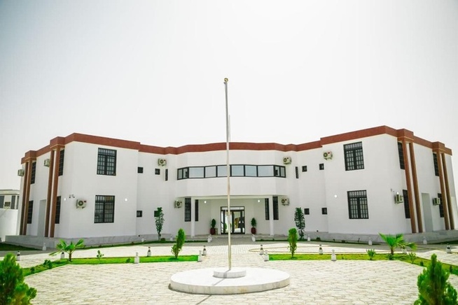 Éléphants blancs : La vérité sur les projets diplomatiques de Nouakchott et de Bamako Éléphants blancs : La vérité sur les projets diplomatiques de Nouakchott et de Bamako