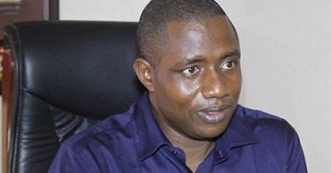 Yoro Dia, journaliste politologue : « Le président de la République n’est pas le gardien de la Constitution» Yoro Dia, journaliste politologue : « Le président de la République n’est pas le gardien de la Constitution»