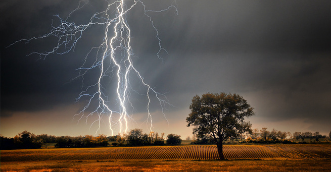 Kaolack-Médina Thiamène : deux enfants tués par la foudre, une fillette blessée Kaolack-Médina Thiamène : deux enfants tués par la foudre, une fillette blessée