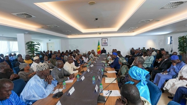 Redressement économique : Sonko appelle le secteur privé à une mobilisation patriotique autour du plan « Jubbanti Koom » Redressement économique : Sonko appelle le secteur privé à une mobilisation patriotique autour du plan « Jubbanti Koom »