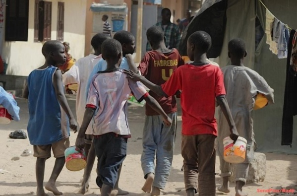 Quatre ans après la mort des neuf talibés : Bamba Fall interdit la mendicité à Médina Quatre ans après la mort des neuf talibés : Bamba Fall interdit la mendicité à Médina