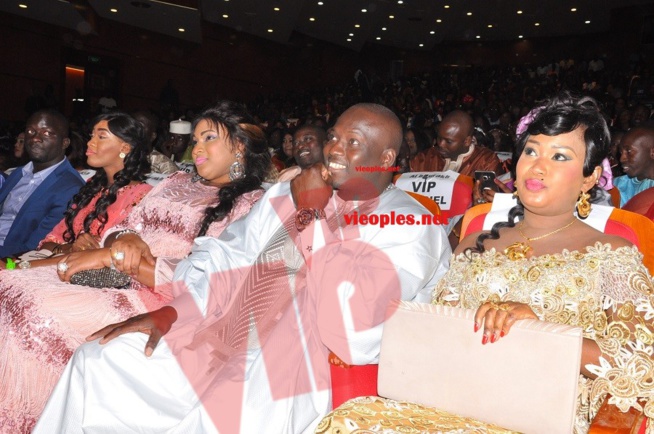 Les deux grandes dames qui assurent les arriéres de l'homme d'affaires Aziz Ndiaye. Les deux grandes dames qui assurent les arriéres de l'homme d'affaires Aziz Ndiaye.