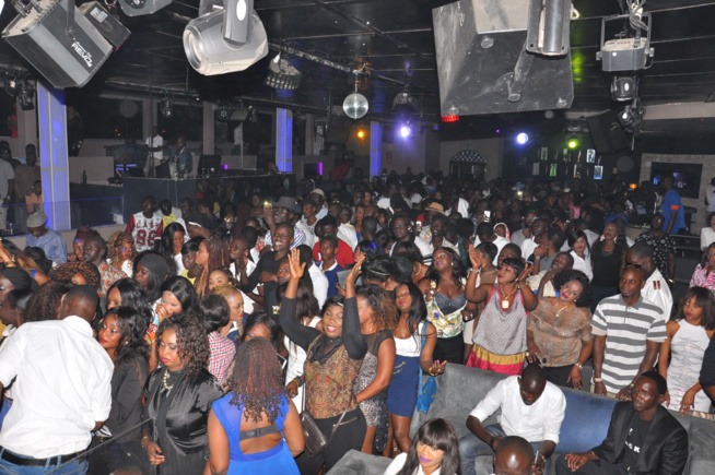 Pape Diouf explose le bloowy ce samedi pour rendre hommage aux femmes en ce mois de mars avant de s'envoler à Dubai. Pape Diouf explose le bloowy ce samedi pour rendre hommage aux femmes en ce mois de mars avant de s'envoler à Dubai.