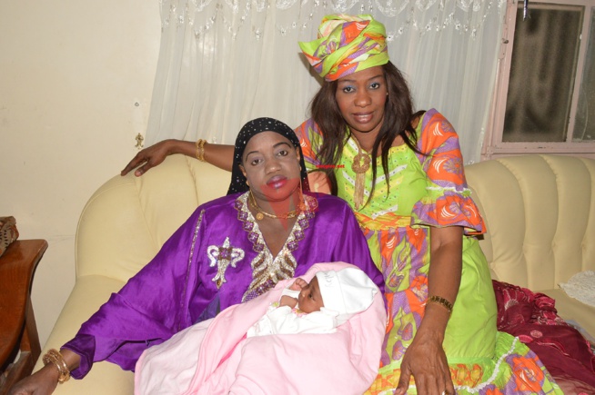 Revivez les images du baptême de Seynabou Ndiaye la présentatrice vedette de Petit Déj sur Walf Tv. Revivez les images du baptême de Seynabou Ndiaye la présentatrice vedette de Petit Déj sur Walf Tv.